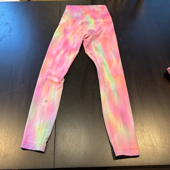 Lululemon Psychedelic Wunder Under Size 4 - Picture 2 of 2